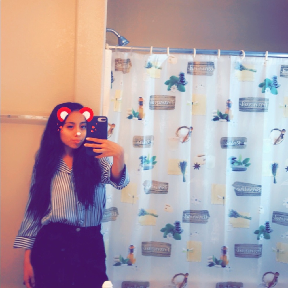 Meet your Posher, Melissa